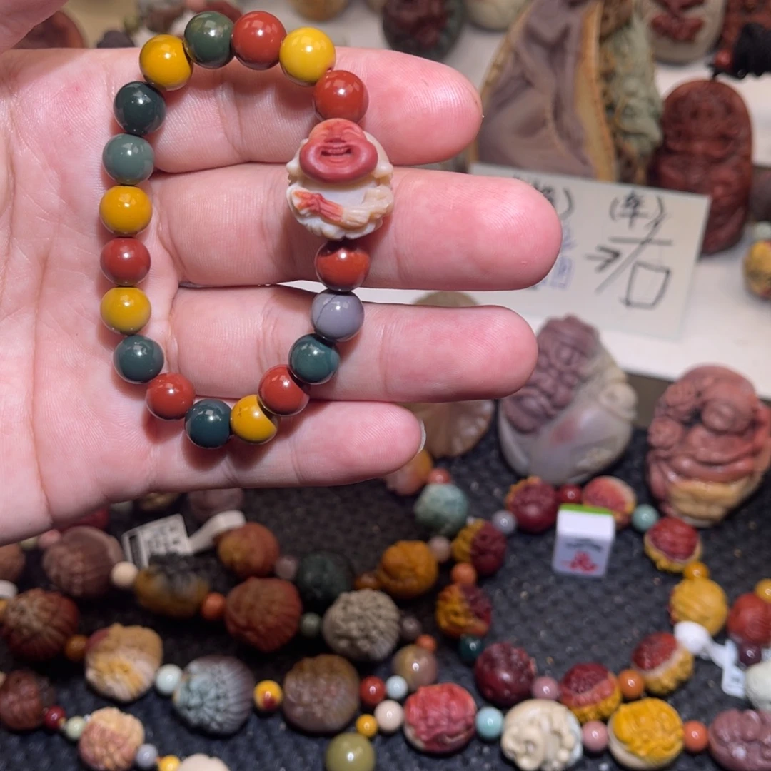 未镶嵌手串石英质玉（阿拉善玉）