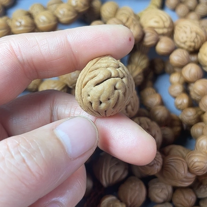 桃核吊坠风*草秦岭龙纹金鱼度2.0尺10颗加花蓝