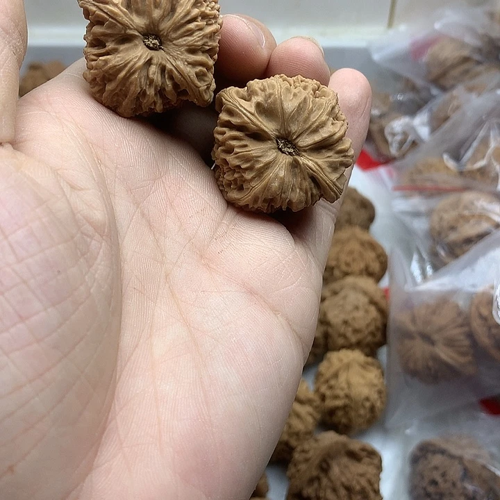 观***宇吊坠文玩核桃南疆石