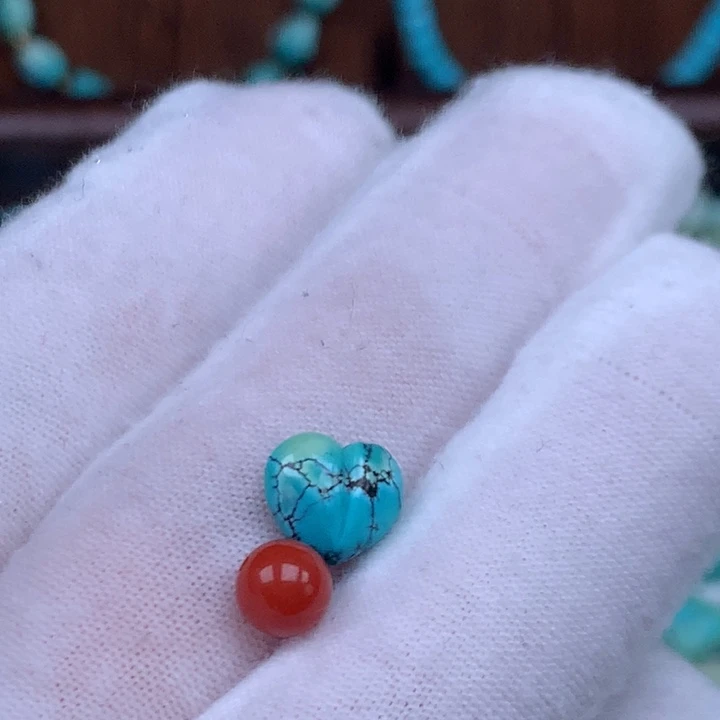 南红玛瑙未镶嵌珠宝奇石