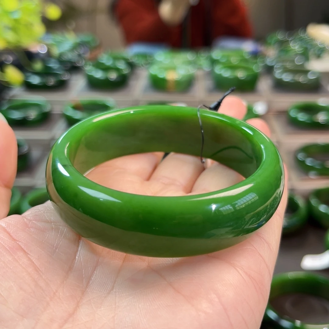 未镶嵌手镯和田玉（碧玉）