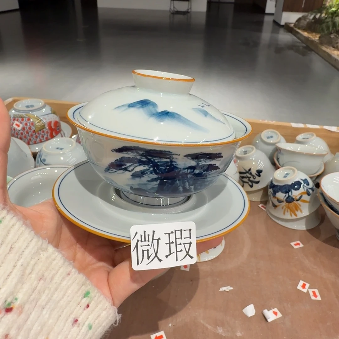 釉下手绘茶具微瑕