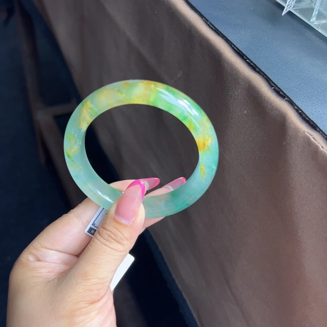 石英质玉手镯未镶嵌59.5