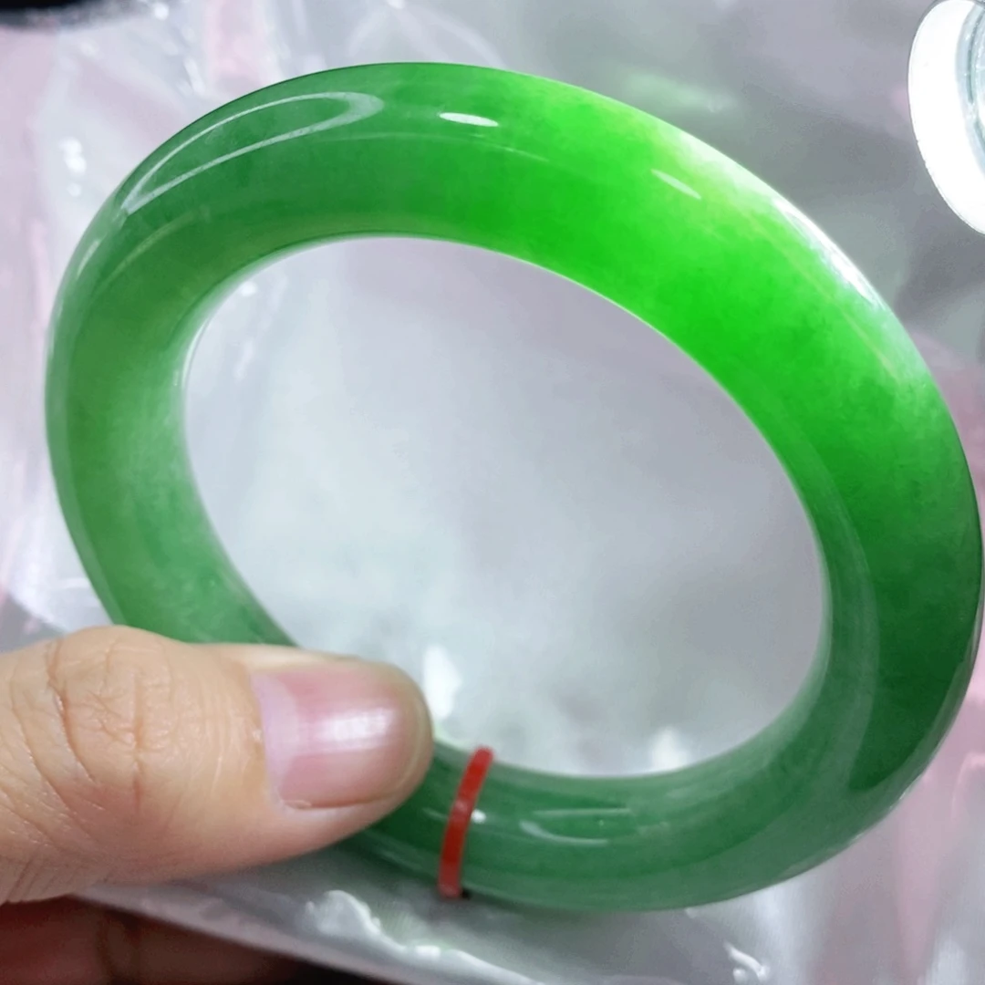 未镶嵌手镯翡翠55.8圈口圆条毕业强推