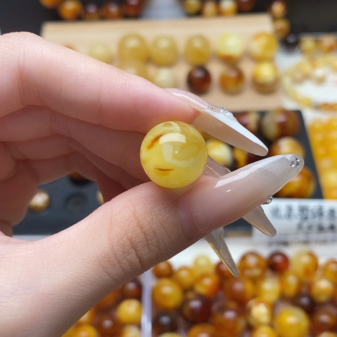 s***心裸石琥珀未镶嵌蜜蜡