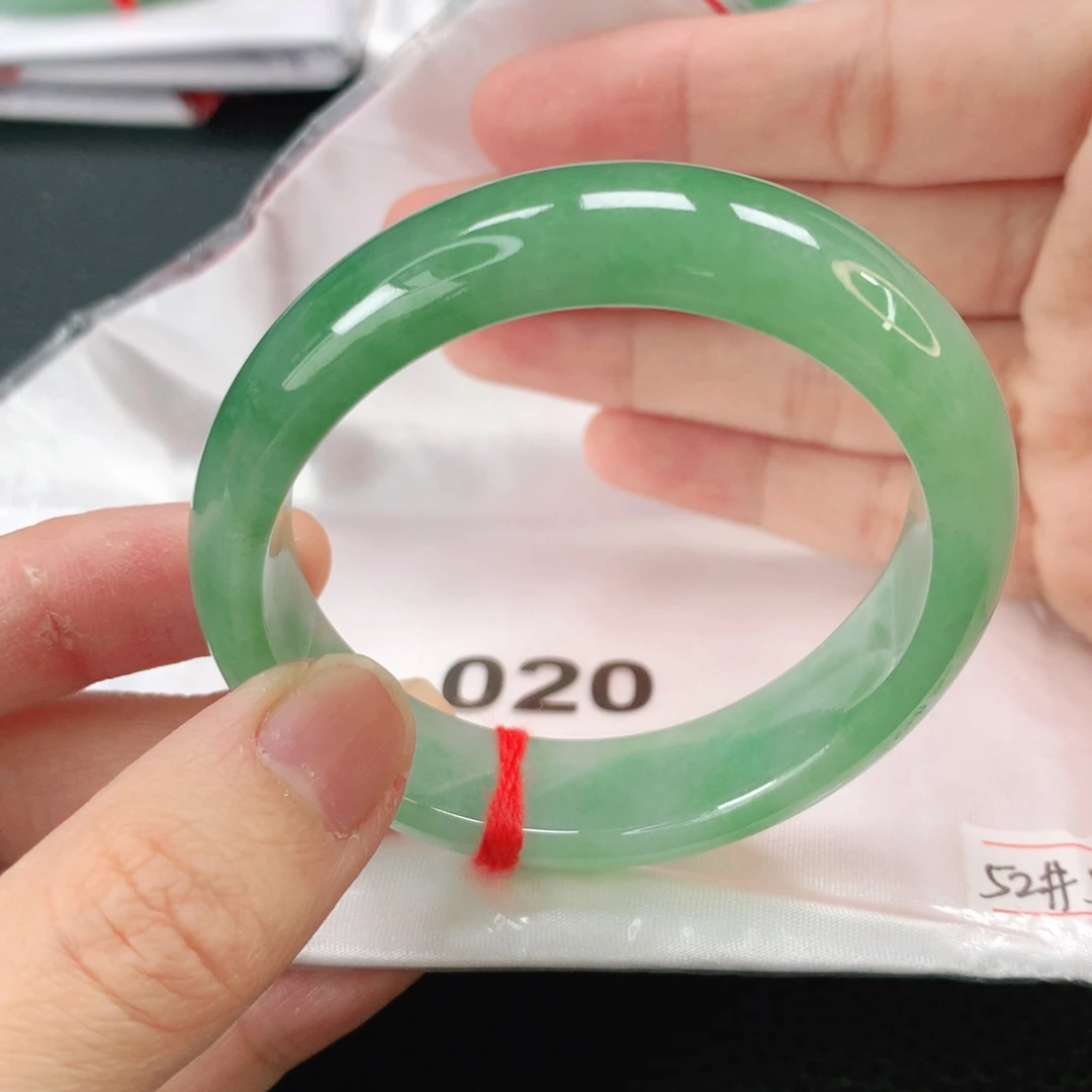 未镶嵌手镯翡翠贵妃52