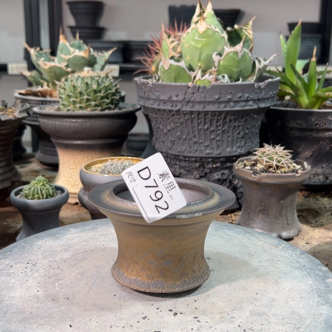 景德镇手工素里内口7.6高7瑕疵