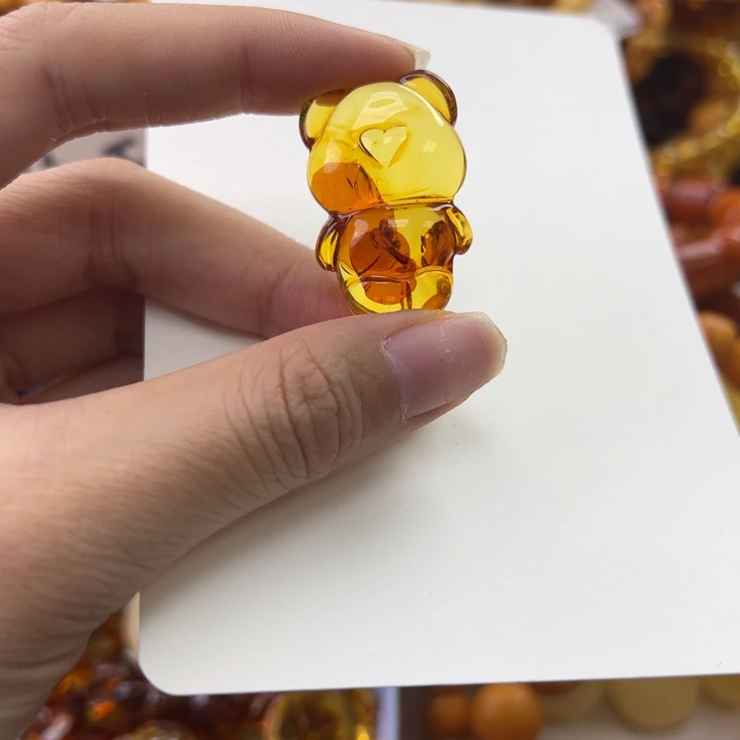 琥珀珠宝奇石未镶嵌