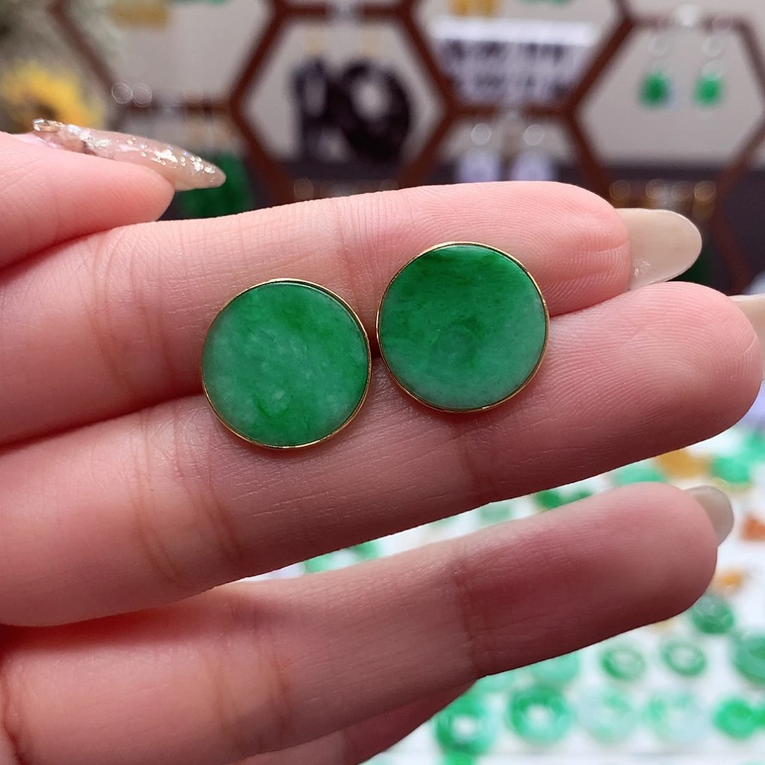 翡翠耳饰18K金镶嵌天然翡翠