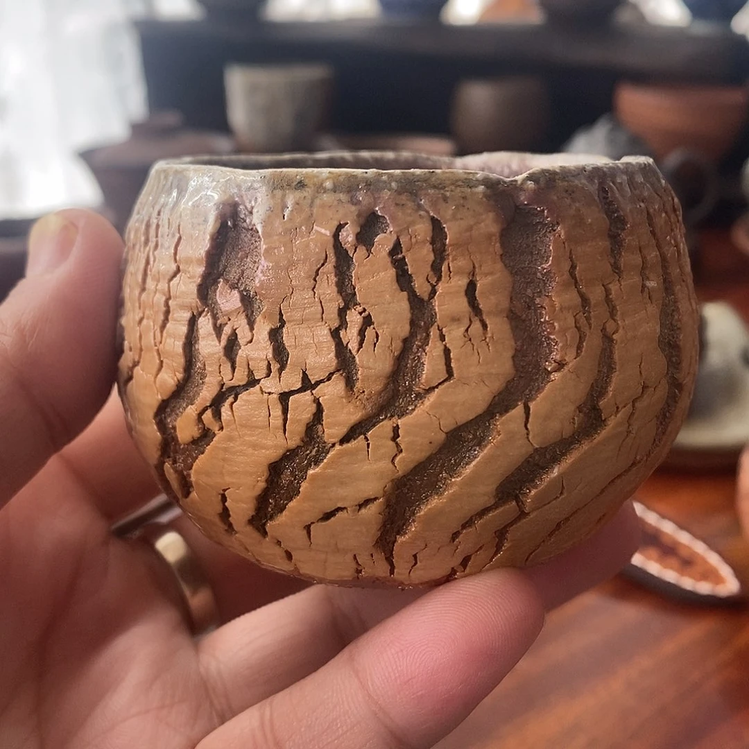 手工制作柴烧爆裂主人杯