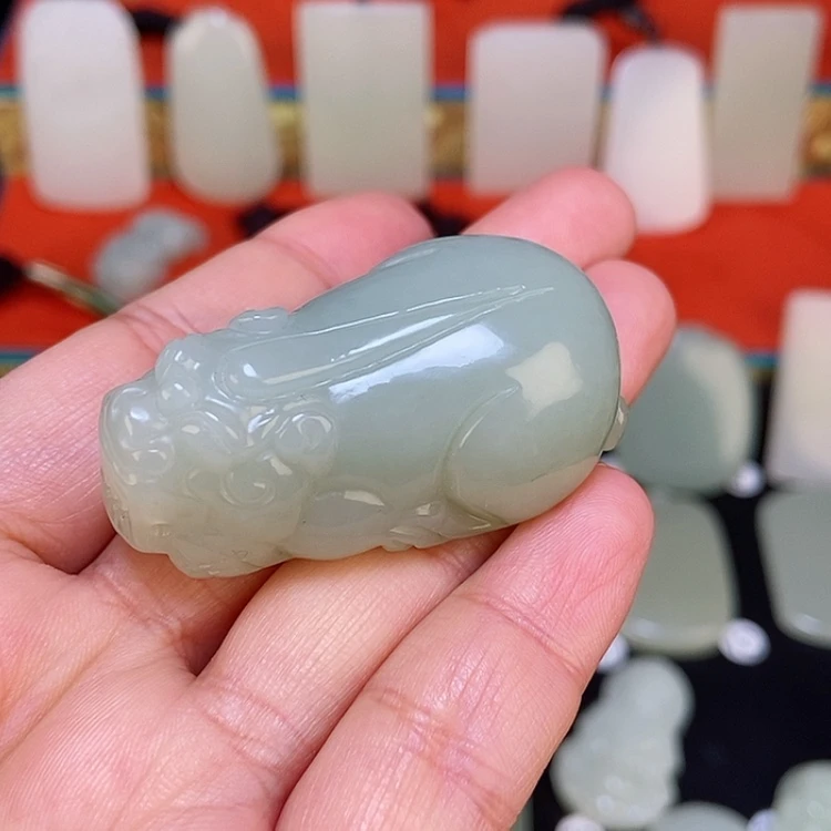 【闪购商品】颈饰未镶嵌和田玉