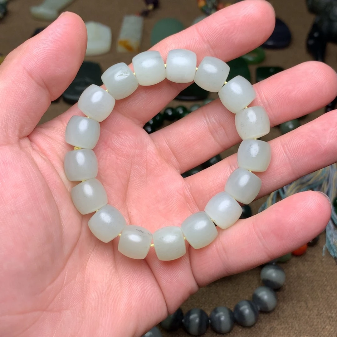 手链未镶嵌和田玉p**z