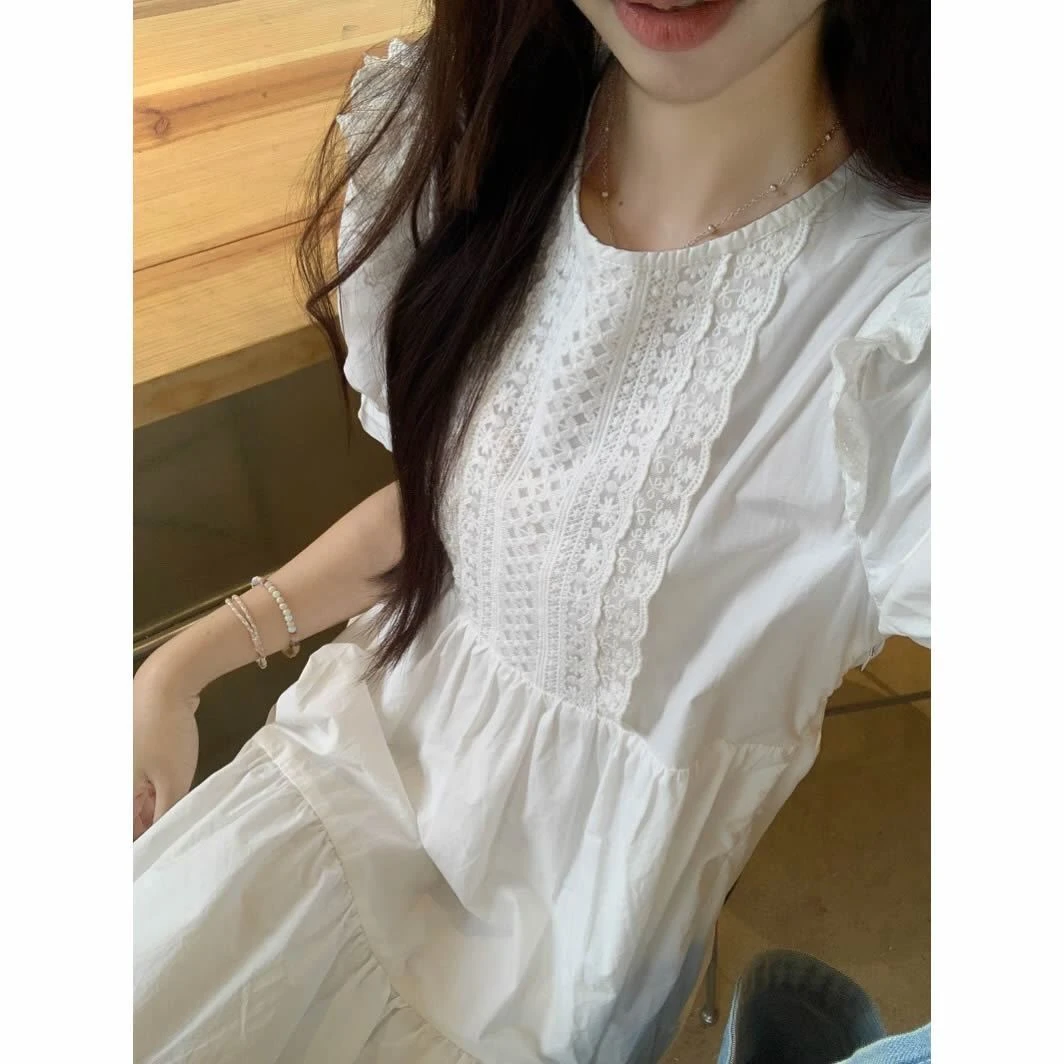 重工甜美小飞袖连衣裙夏季女2024新款法式镂空蕾丝中长款花边裙子