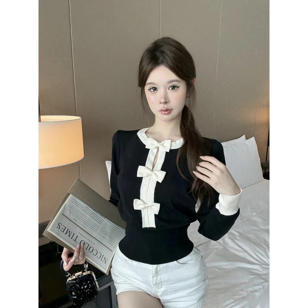 气质高级感黑白撞色长袖针织衫女立体蝴蝶结设计小众收腰短款上衣