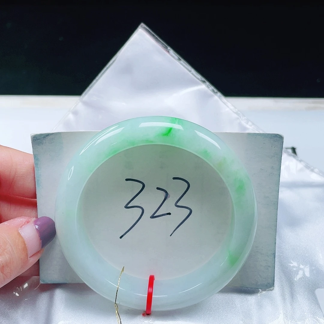 翡翠未镶嵌手镯缅甸翡翠54+