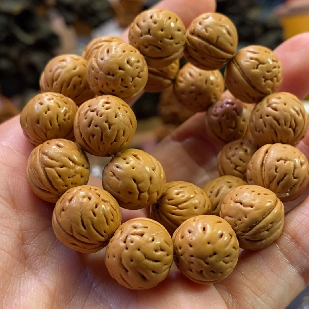 潍坊核雕桃核雕刻素串1.3