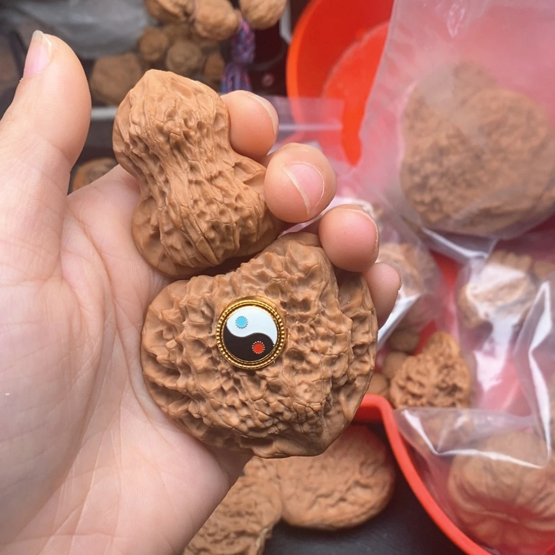 文玩核桃吊坠一套平安福