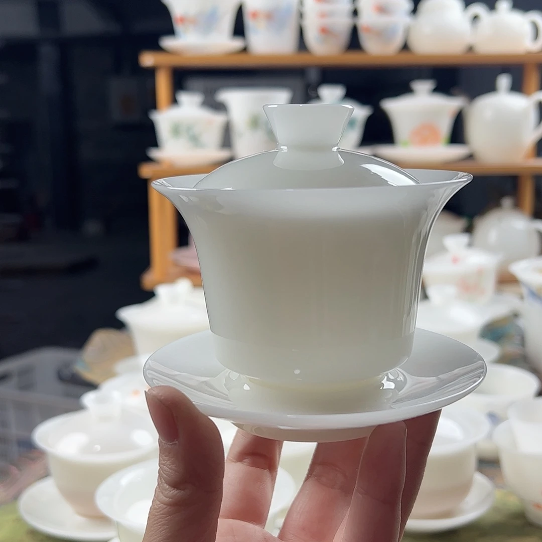 璞玉釉烧马蹄盖碗满容200ml