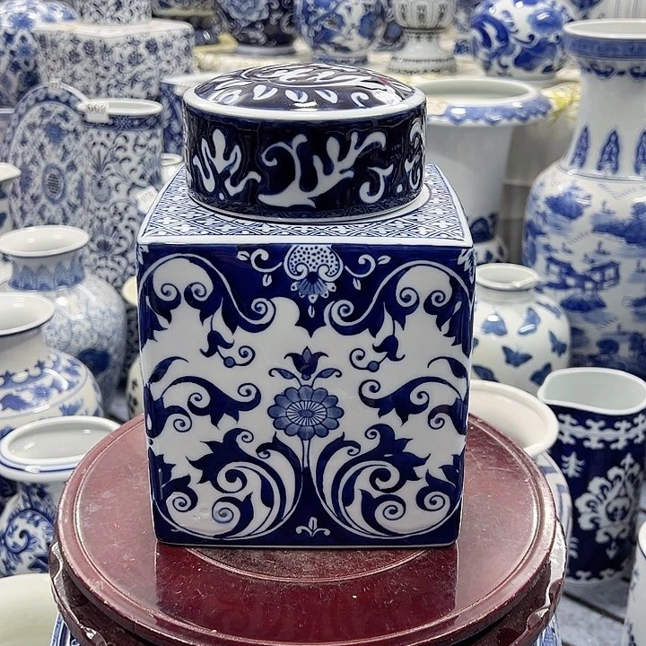 摆件手工手绘高温釉下彩家居摆件，储物罐茶叶罐，小微瑕福利