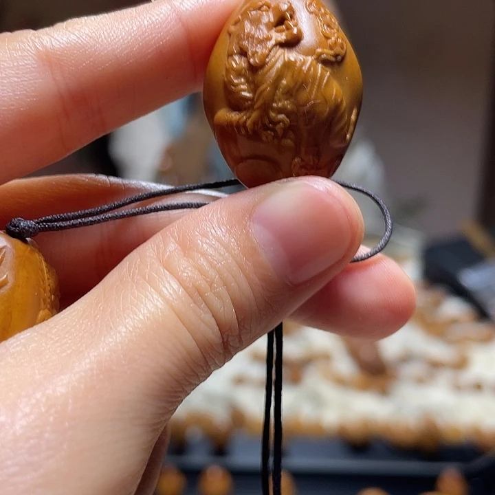 橄榄核吊坠橄榄 虎
