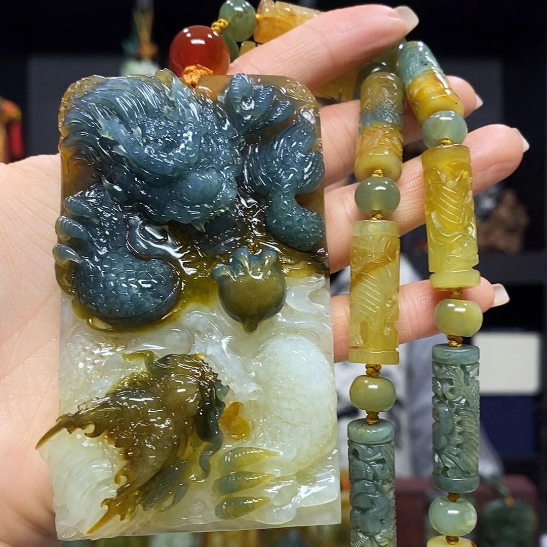 未镶嵌岫玉挂件吊坠