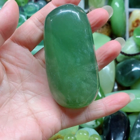 未镶嵌蛇纹石玉手把件