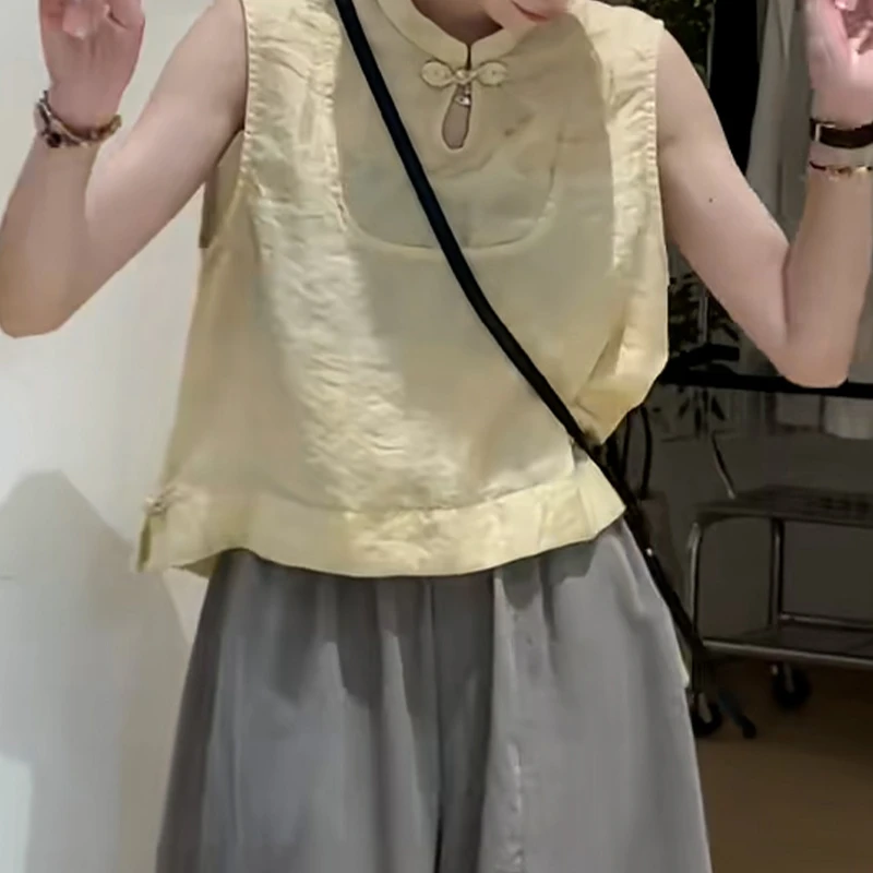 纯色百搭高级感无袖上衣女士2025年夏季新款时尚衬衣洋气减龄衬衫