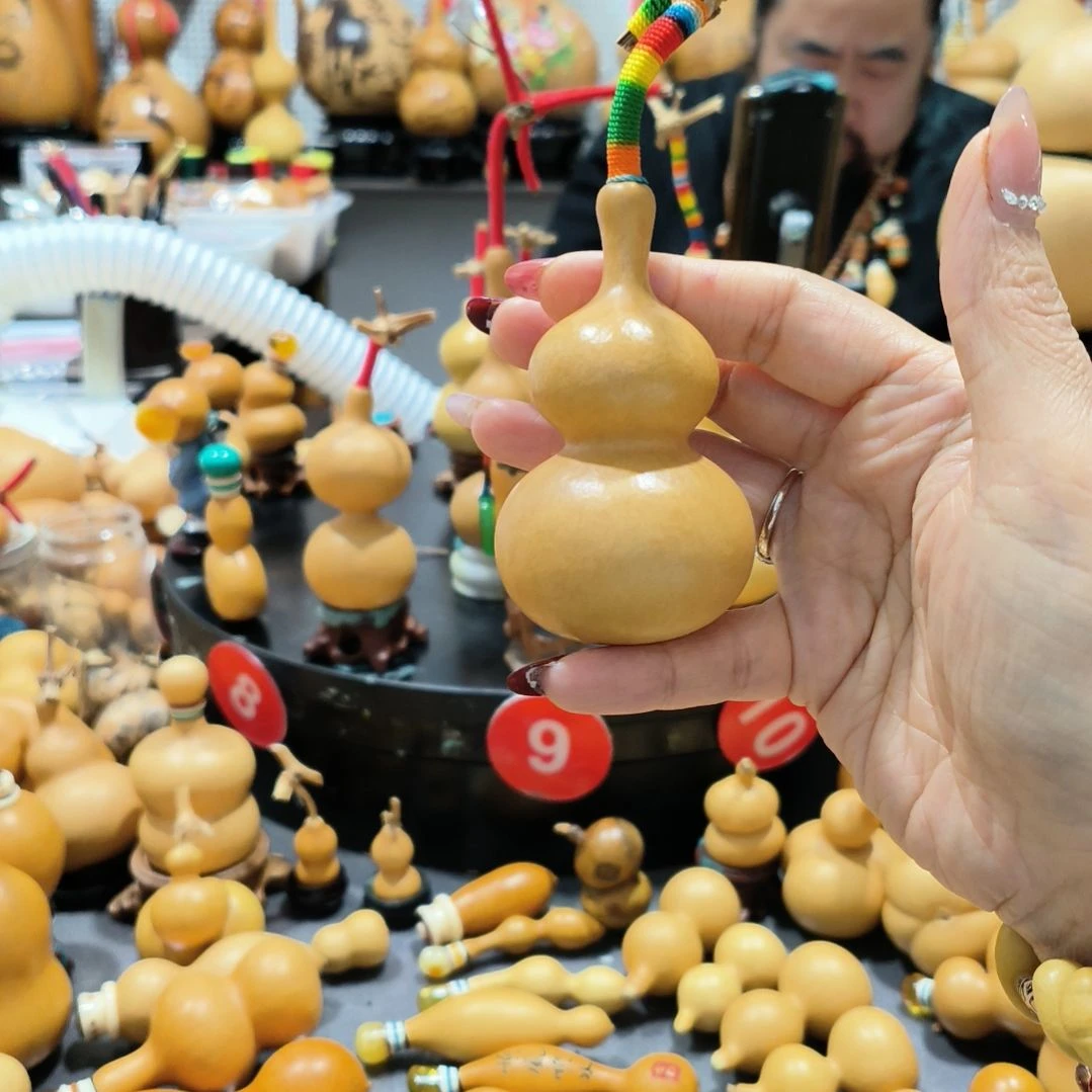 桃****邪葫芦福禄双全的时候