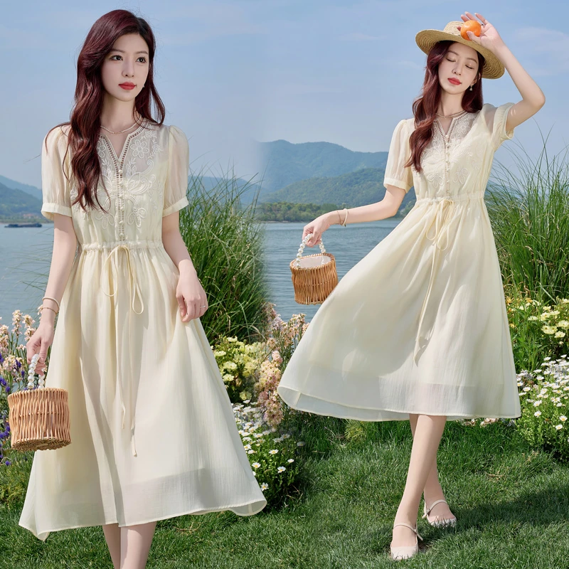 法式时尚连衣裙女2025夏季新款小个子气质收腰刺绣薄款中长款裙子