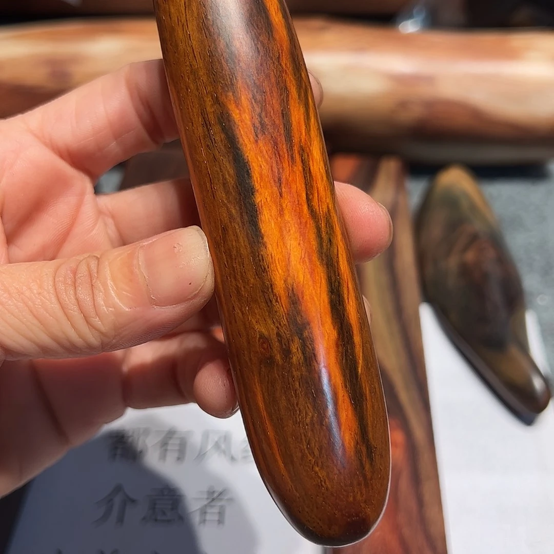 交趾黄檀（大红酸枝）语****3