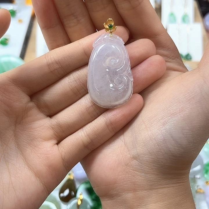 翡翠未镶嵌颈饰白冰如意