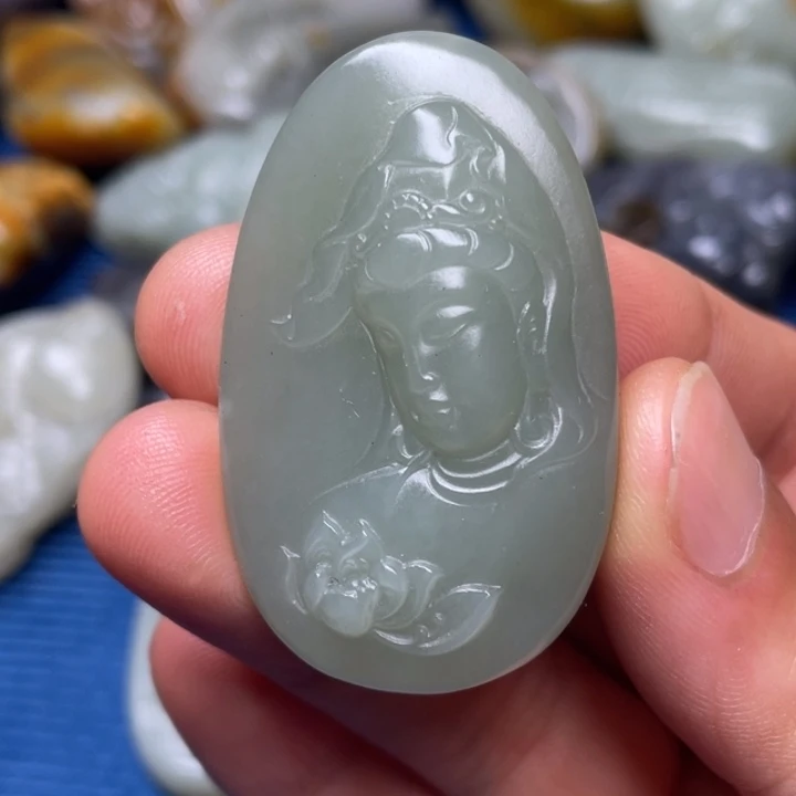 颈饰未镶嵌和田玉