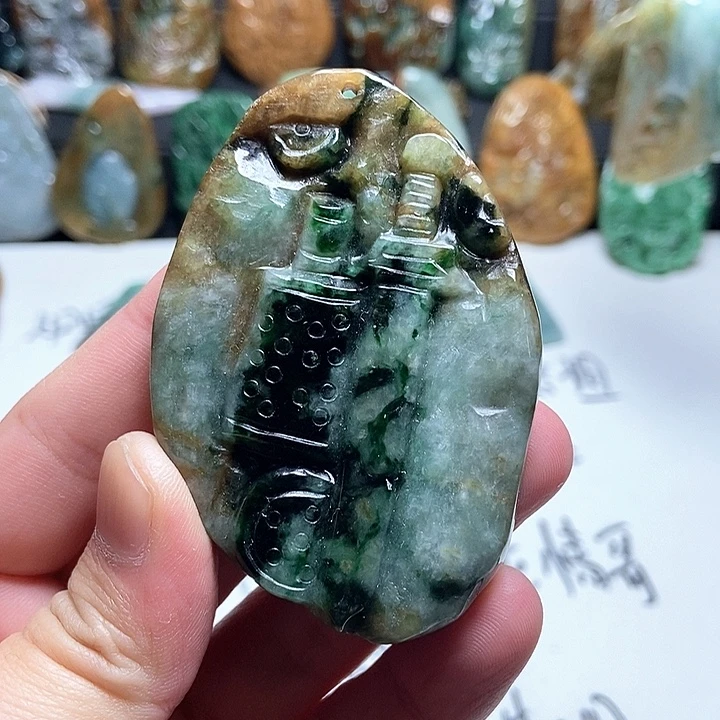 翡翠未镶嵌颈饰翡翠a货