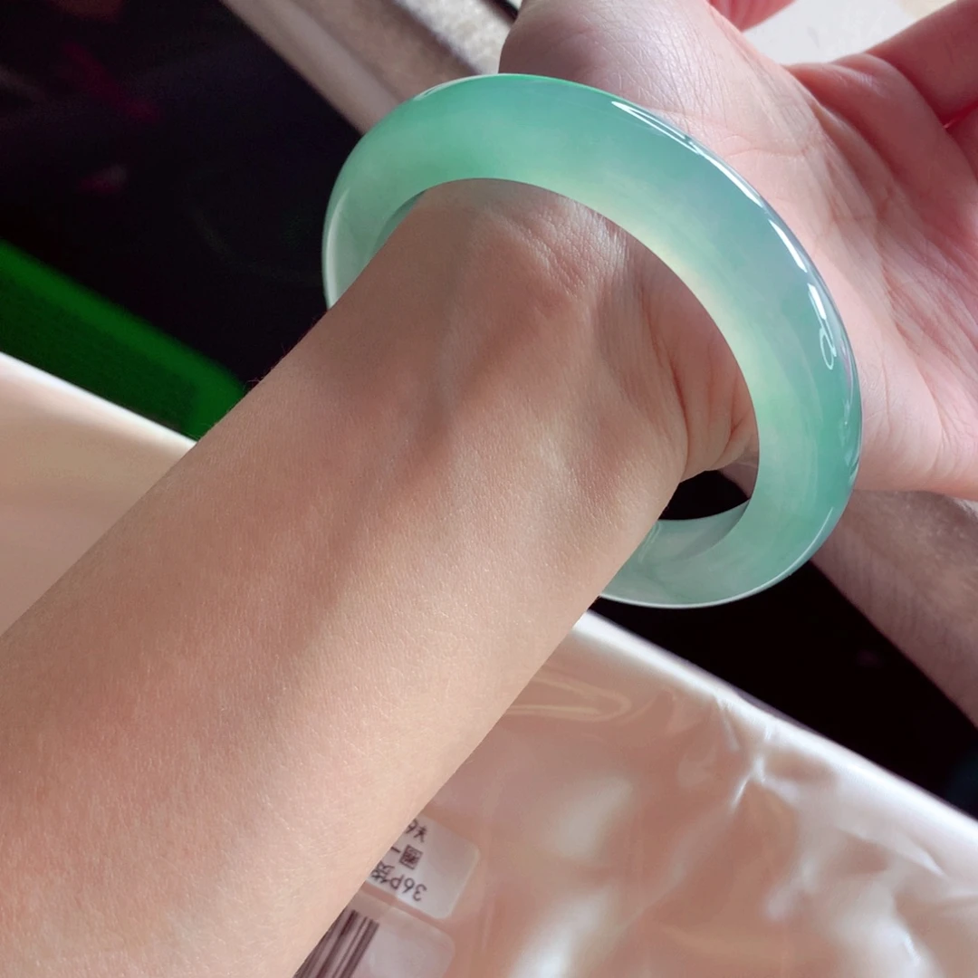 翡翠未镶嵌手镯59.3 种水天花板yyds底妆 灵