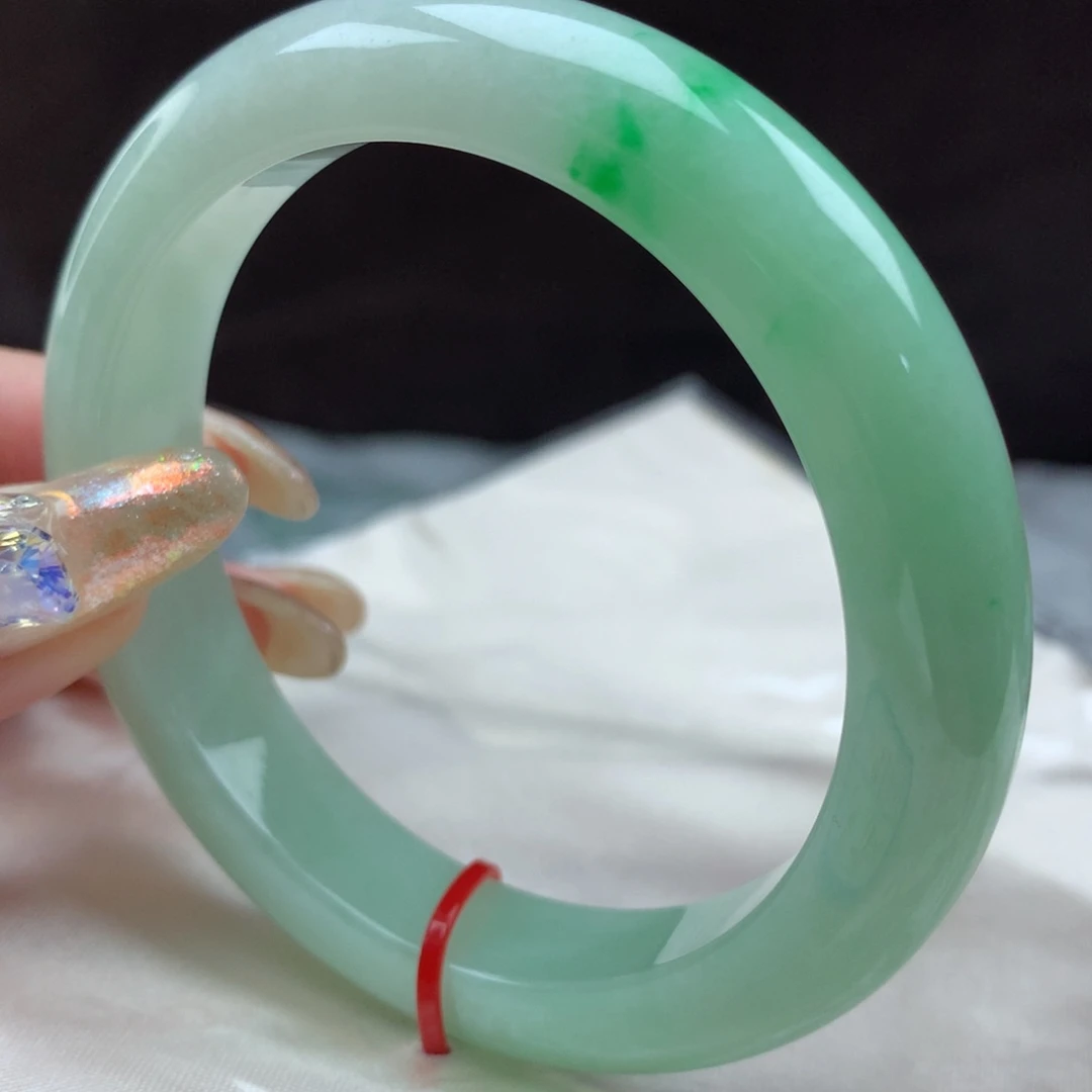 翡翠手镯未镶嵌96406，