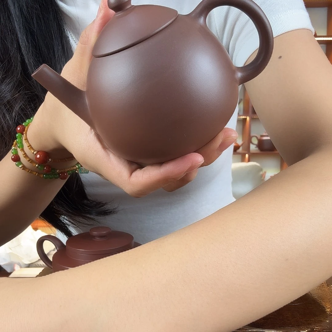 茶杯紫砂富甲一方