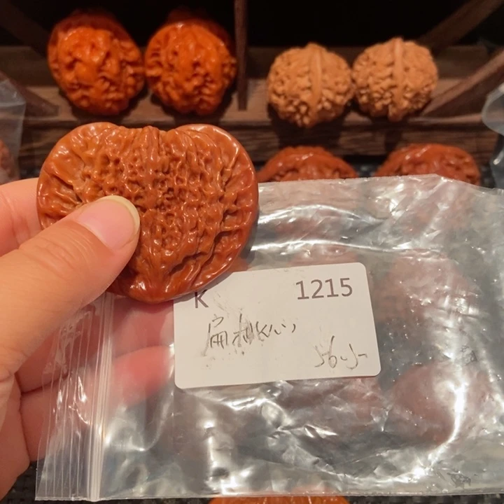 莫***我文玩核桃把件精品文玩