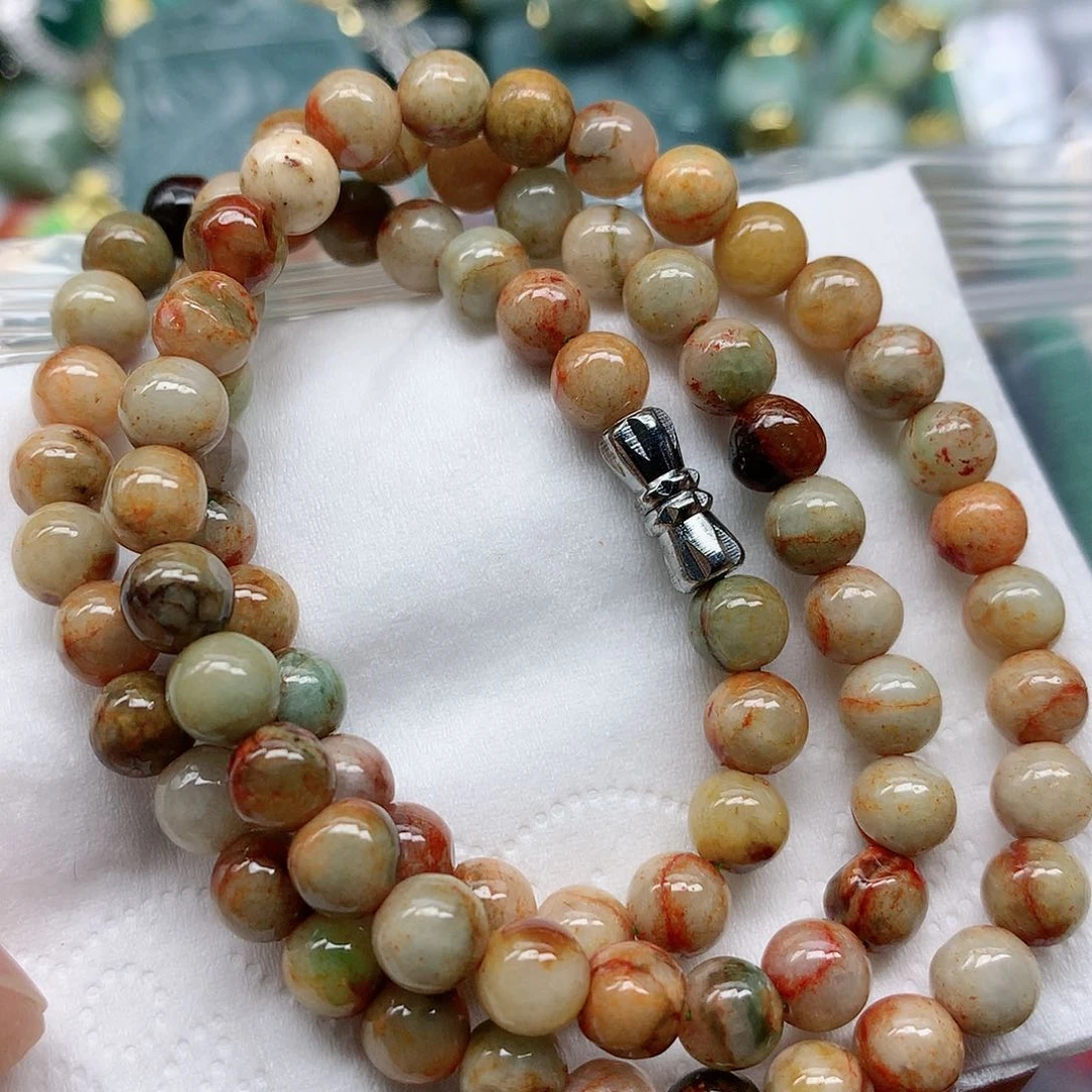 翡翠颈饰未镶嵌手串