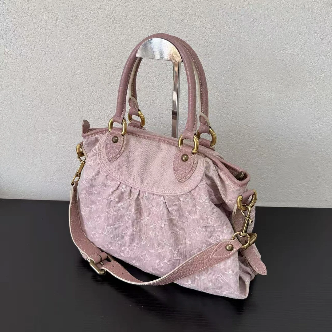 95新 LouisVuitton/路易威登 粉色老花小号cabby斜挎包 123791