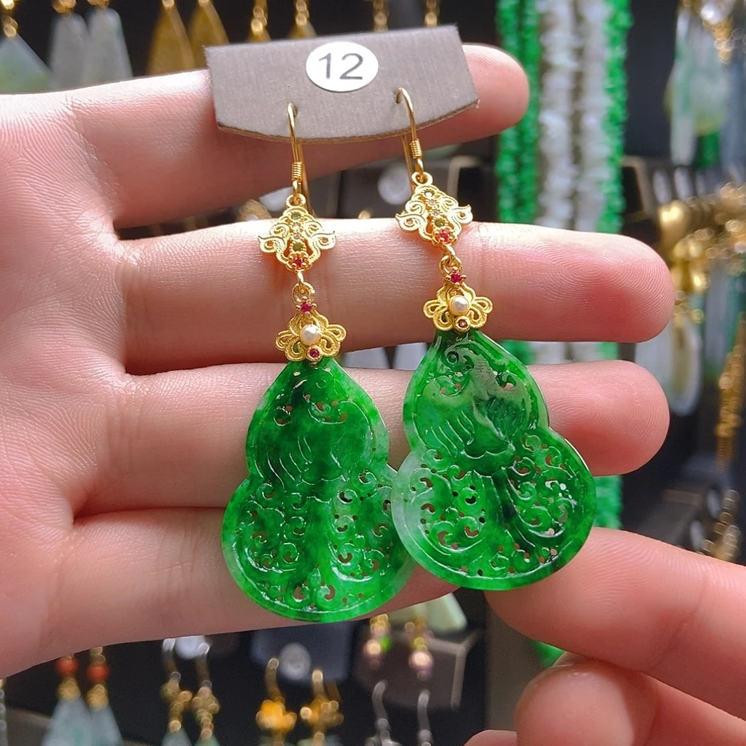 邵***邵翡翠未镶嵌耳饰翡翠