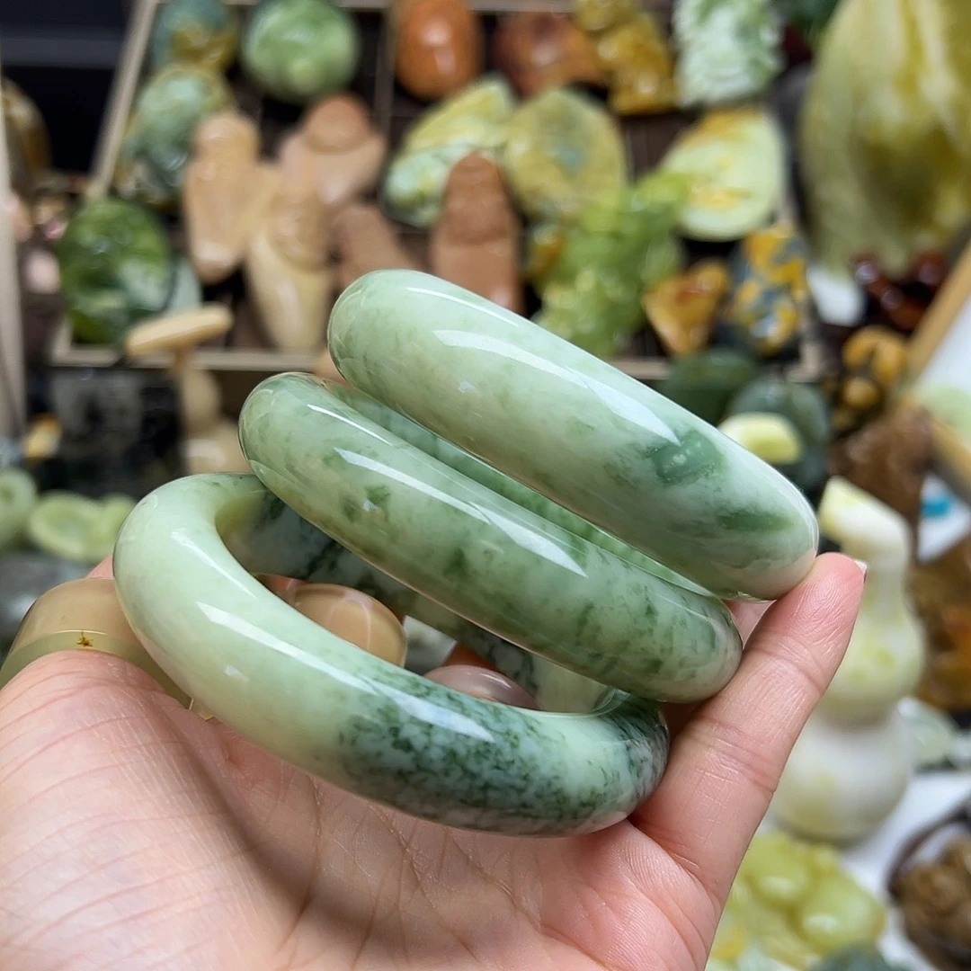 *****岫玉未镶嵌颈饰岫玉翠花手镯58