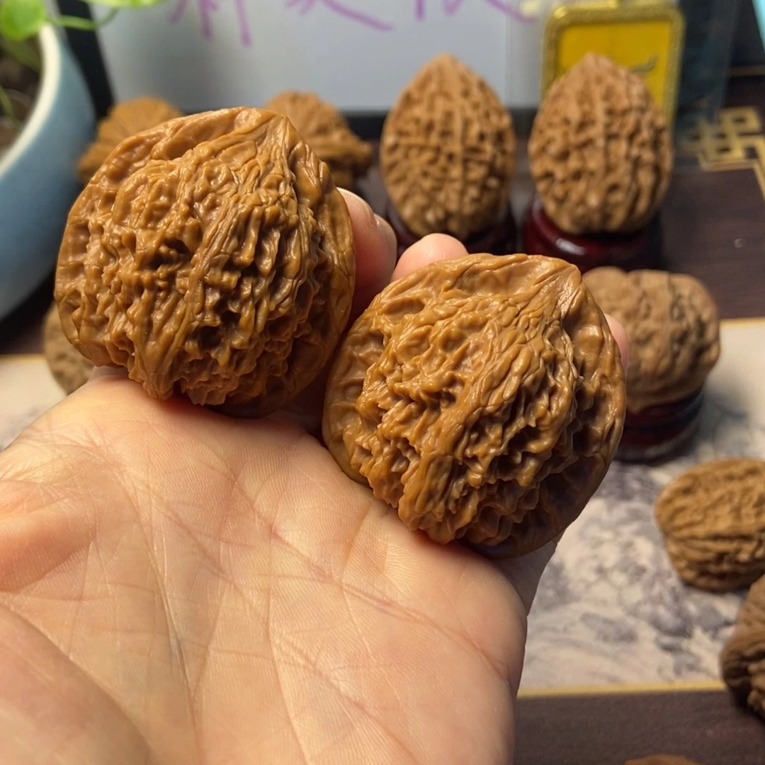 把件文玩核桃全品红狮子43