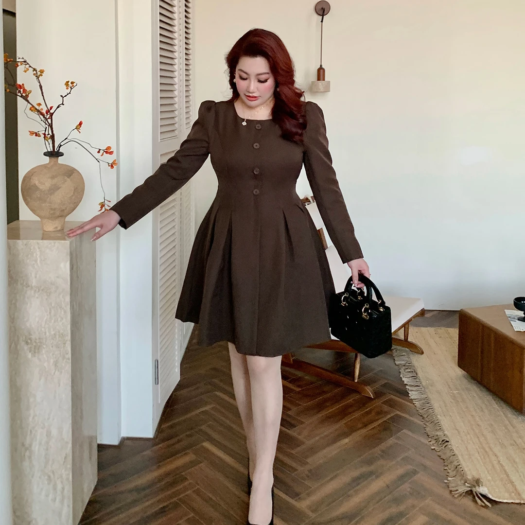 GLEC大码女装2025秋冬新款美拉德气质复古时尚减龄胖mm百褶连衣裙