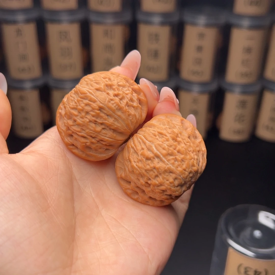 炸***爪文玩核桃吊坠铁锤