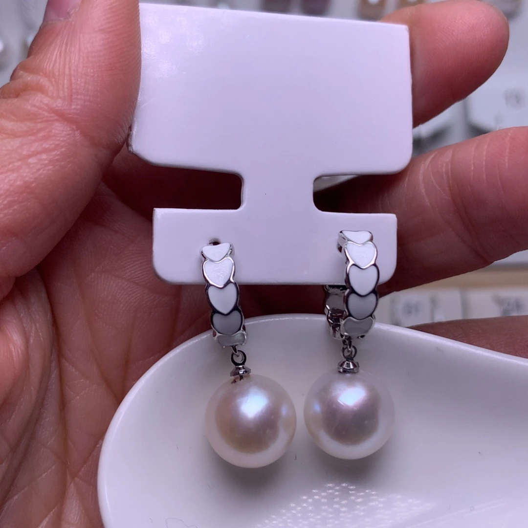 未镶嵌耳饰淡水珍珠