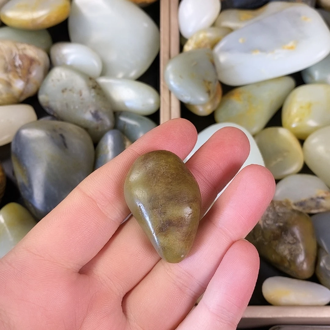 战***和田玉未镶嵌珠宝奇石