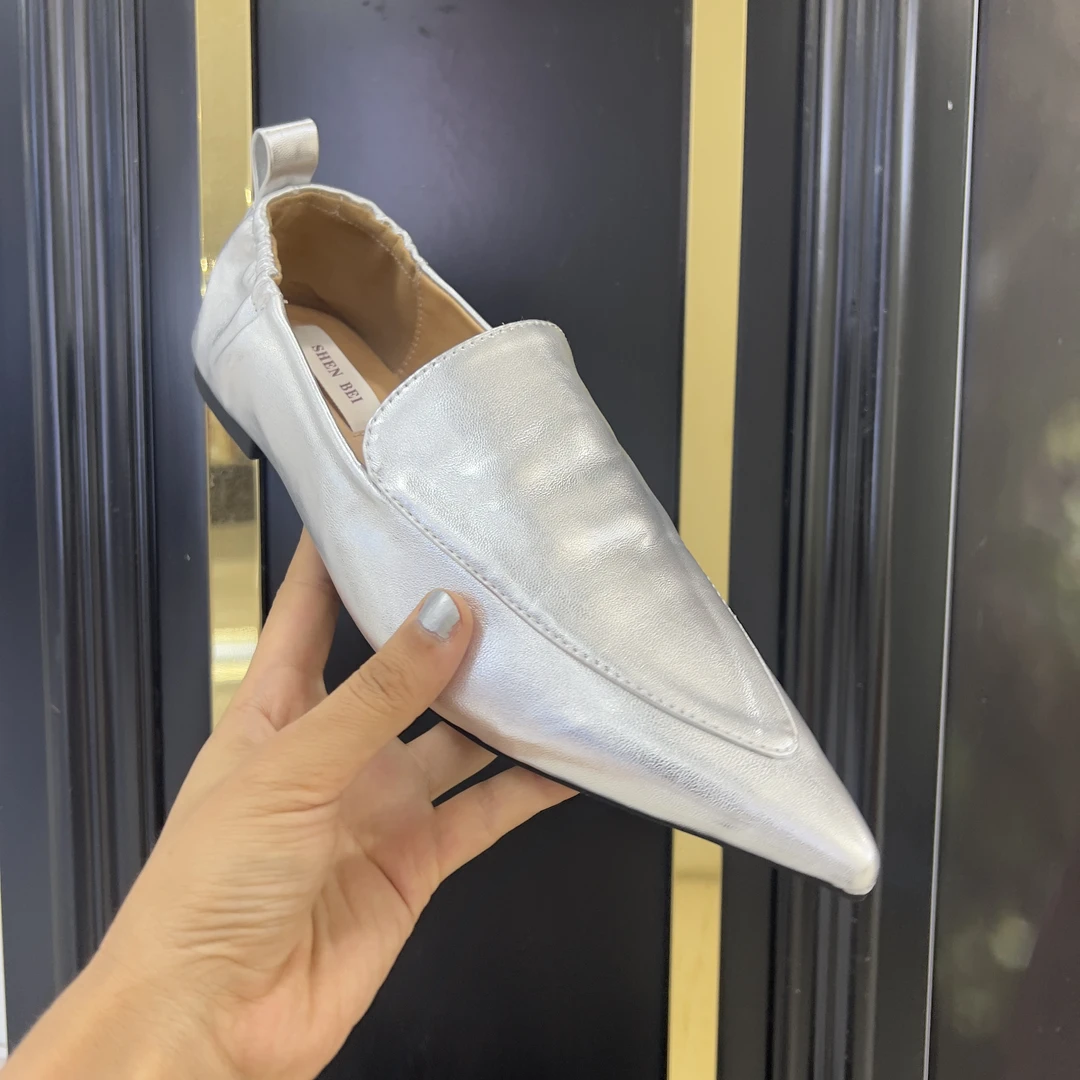 1383-15平底尖头中跟浅口韩版日常单鞋豆豆鞋银色皮鞋