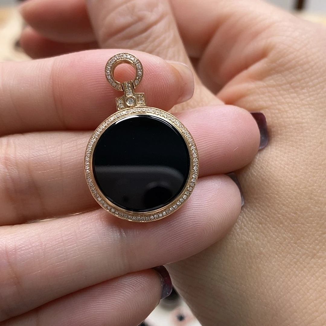 翡翠颈饰18K金镶嵌墨翠