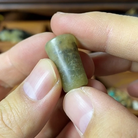 【闪购商品】吊坠(不含链)未镶嵌和田玉