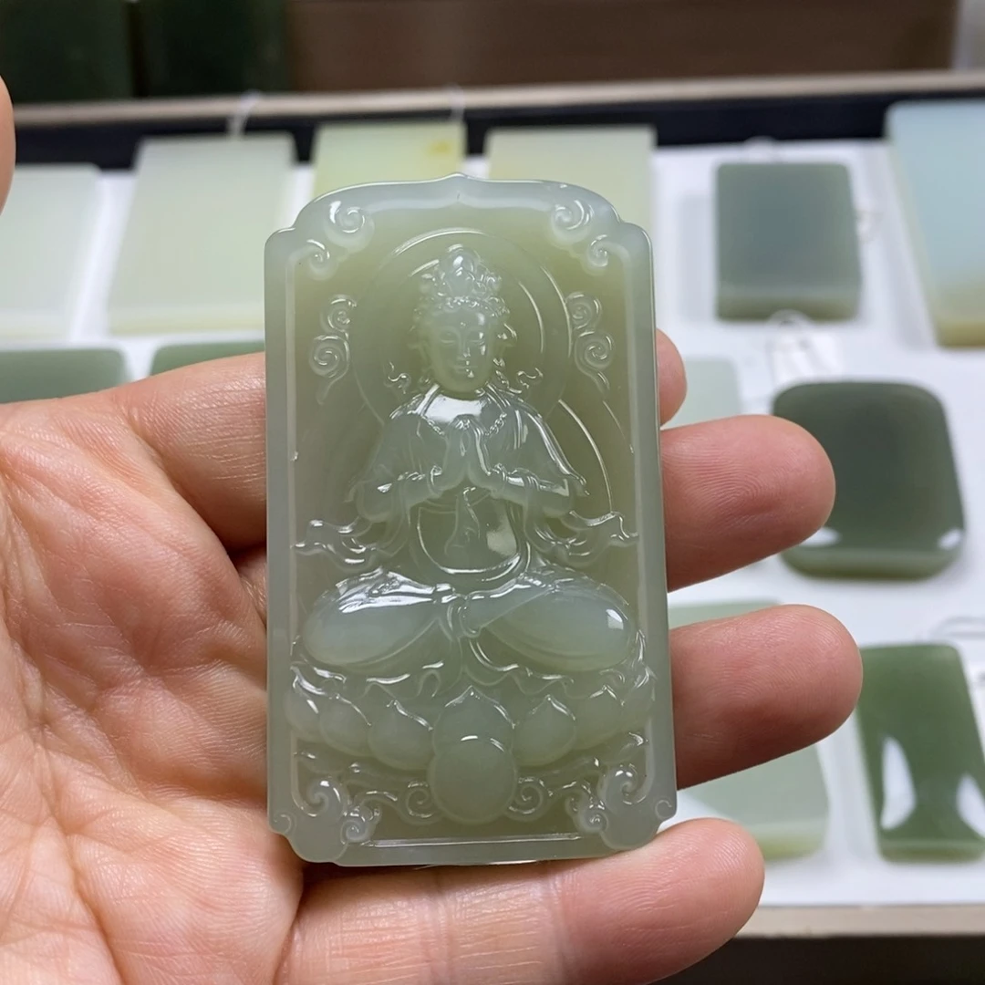 颈饰未镶嵌和田玉